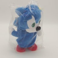 60 песни! Плюшена интерактивна играчка на Соник (Sonic the Hedgehog), снимка 2 - Плюшени играчки - 40320620