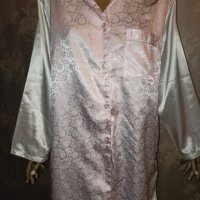 Къс сатенен халат в розово и екрю -Л, ХЛ, снимка 1 - Бельо - 38352596