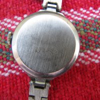 Механичен часовник Луч, снимка 3 - Антикварни и старинни предмети - 28484478
