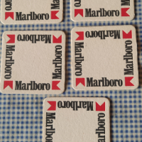 Marlboro подложки за чаши , снимка 1 - Колекции - 44900297