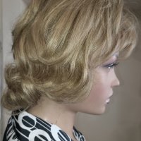 Руса чуплива перука с бритон средна дължина, снимка 3 - Аксесоари за коса - 38072950