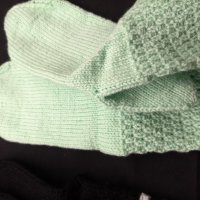 Ръчно плетени чорапи, снимка 5 - Антикварни и старинни предмети - 38086942