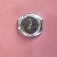 Стар дамски механичен часовник -Заря , снимка 1 - Антикварни и старинни предмети - 28584806