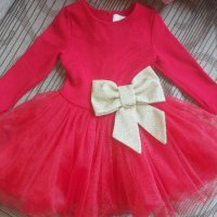 Разкошна червена рокля с панделка 80 размер contrast, снимка 2 - Бебешки рокли - 40094590