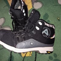 Alfa gore-tex туристически обувки номер 28см дължина на стелките , снимка 1 - Маратонки - 43241469
