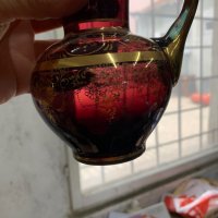 Стъклена каничка цветно червено стъкло, снимка 6 - Антикварни и старинни предмети - 37777353