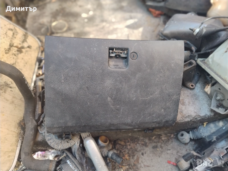 Жабка За Нисан Примера 1991г / Nisan Primera 1991y, снимка 1