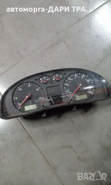 Табло уредно за Фолксваген Пасат 4 В5 , снимка 1