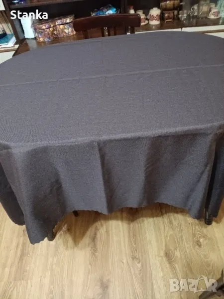 Кафява ленена  и жълта  плюшена покривка, снимка 1