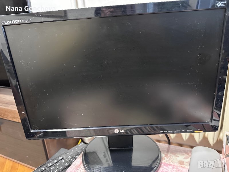 Монитор 19', снимка 1