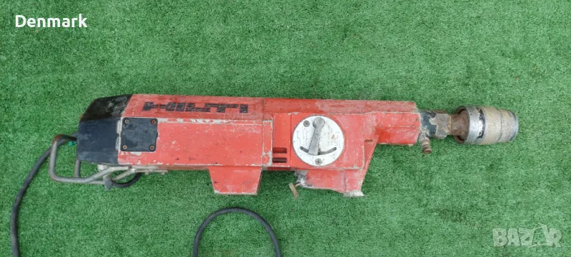 Диамантено пробивна машина hilti боркорони, снимка 1