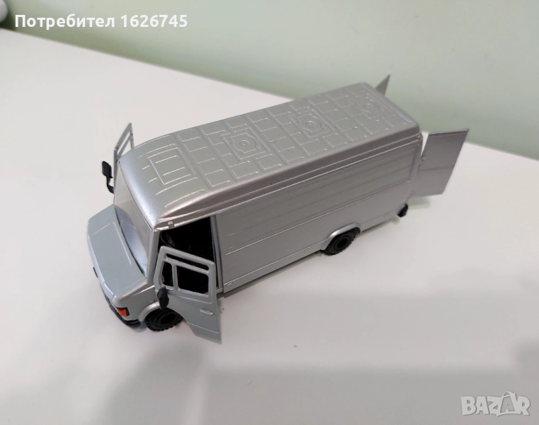Mercedes-benz Conrad 1:43, снимка 1