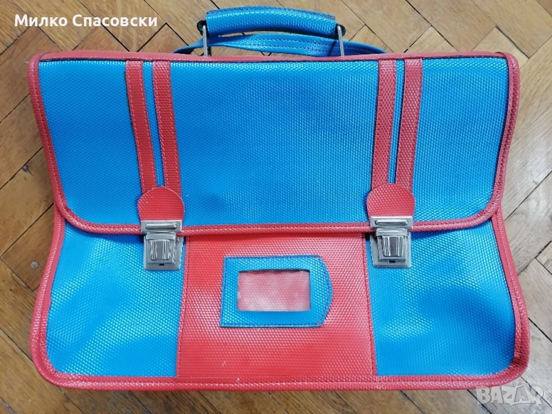 Продавам ретро ученическа раница , снимка 1