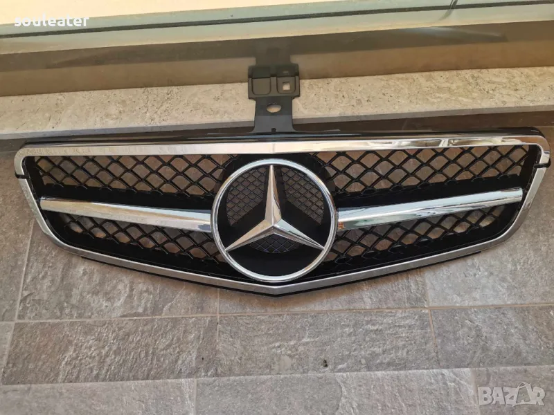 Решетка с емблема тип C63 AMG за Mercedes W204, снимка 1