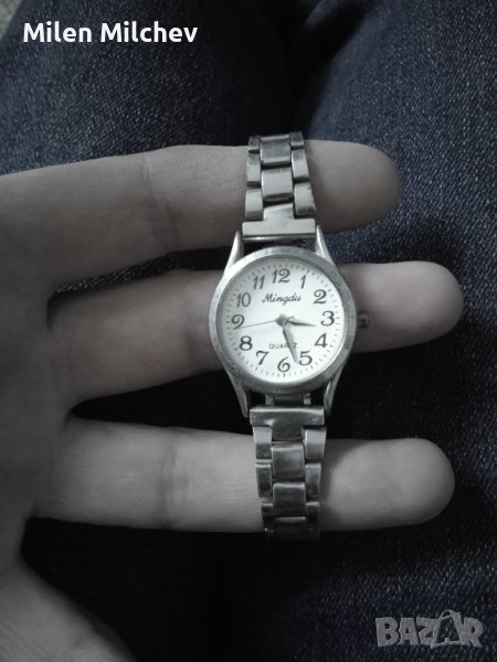 продавам дамски часовник работещ , снимка 1