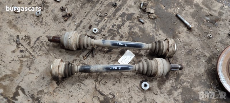 Задни полуоски Bmw E39 комби 525 - 100лв, снимка 1