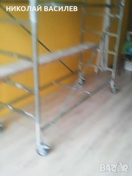 Продавам   скеле  до  5  метра  работна  височина  ., снимка 1