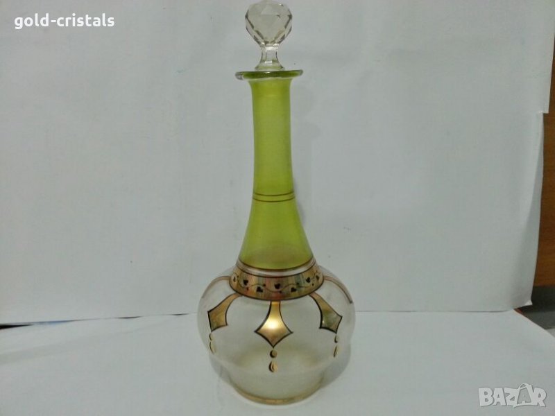 антикварна гарафа цветно стъкло, снимка 1