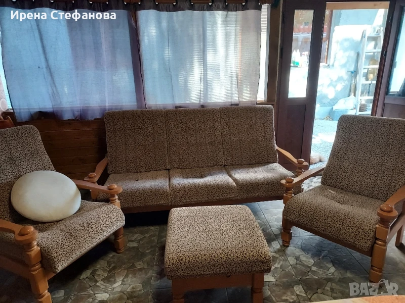Мебели от масивно дърво и дамаска, снимка 1