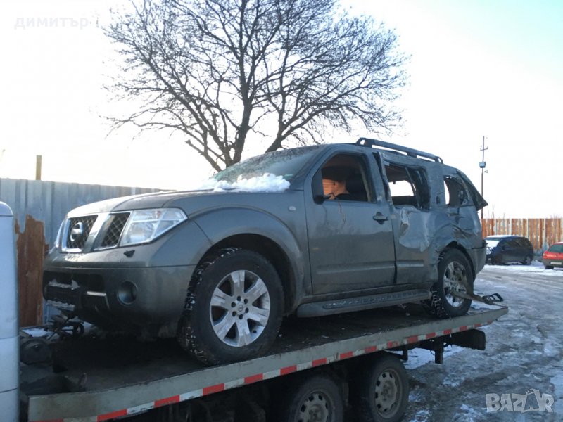 Nissan Pathfinder 2.5dci нави кожа на части нисан патфайндер навара , снимка 1