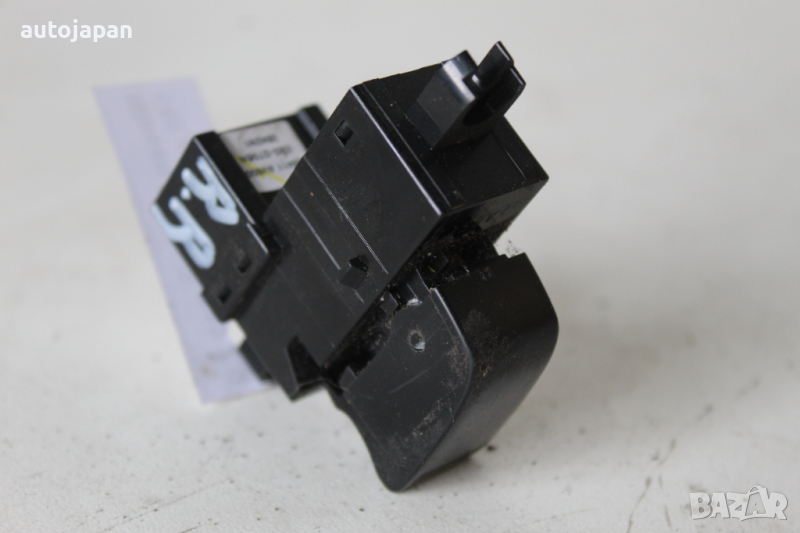 Бутон, копче ел. стъкло задно дясно Нисан примера п12 2.0 140кс комби 02г Nissan primera p12 2.0 140, снимка 1