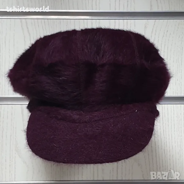 Нова зимна дамска пухена шапка baker boy в лилав цвят, снимка 1