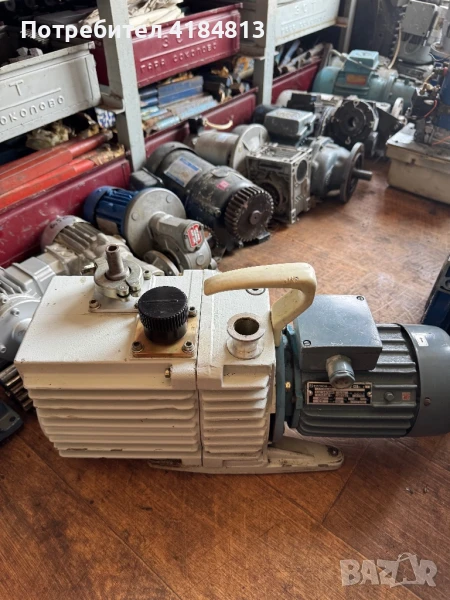 Трифазна вакуум-помпа, снимка 1