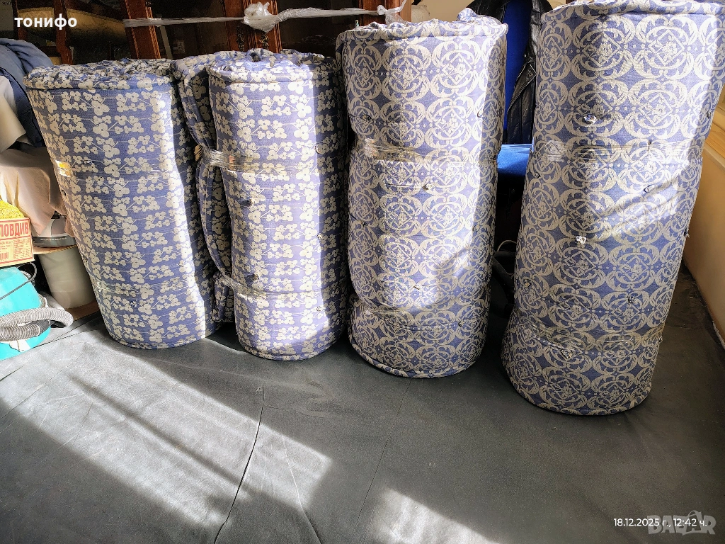 Продавам дюшеци за ъглови легла и спалня., снимка 1