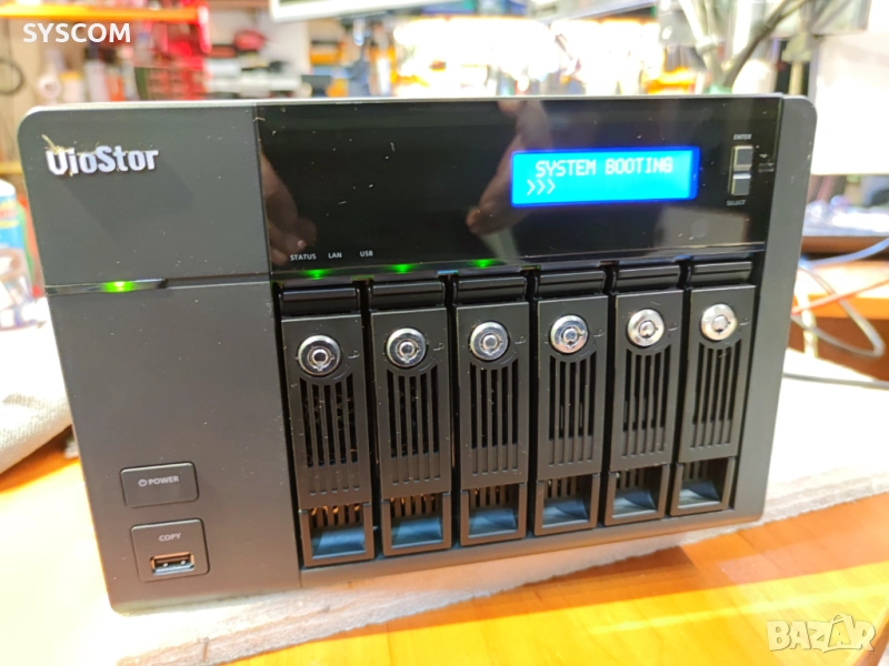 QNAP VioStor VS-6116 Pro+ NVR - 16-канален мрежов видеорекордер, снимка 1