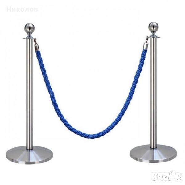 Комплект две сребристи ограничителни колчета с едно усукано синьо въже, снимка 1