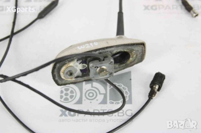  Антена за Mercedes E-class W210 (1995-2003), снимка 2 - Части - 43761199