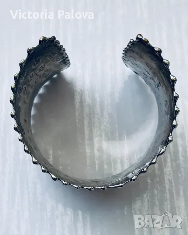 Модерна широка гривна Франция, снимка 3 - Гривни - 48865850