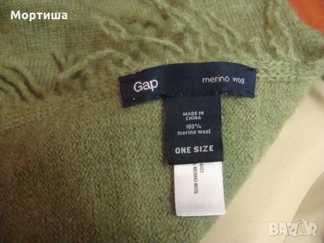 GAP Оригинален 100% мерино шал, снимка 2 - Шалове - 27465335