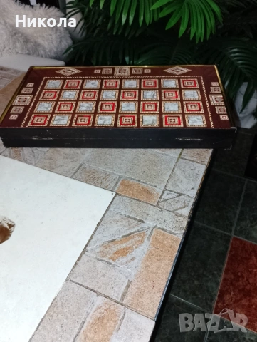 Шах48/48 с дървени фигури от орех и габър, снимка 8 - Статуетки - 51787327