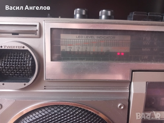 Hitachi TRK 7000 E, снимка 2 - Радиокасетофони, транзистори - 51866471