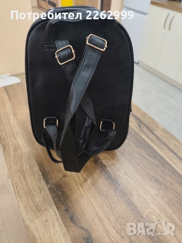 Дамска чанта, снимка 2 - Чанти - 53426866