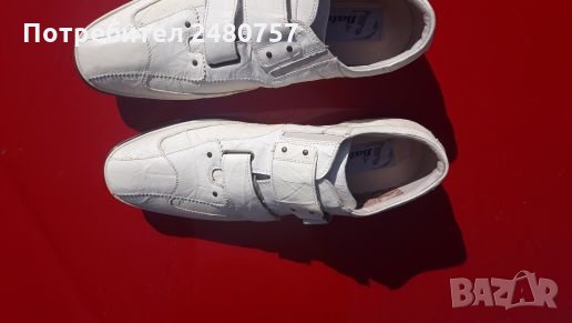 Обувки БАТА 44 номер, снимка 2 - Ежедневни обувки - 28287897