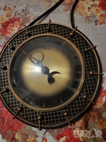 Стар стенен часовник , снимка 13 - Антикварни и старинни предмети - 36784622