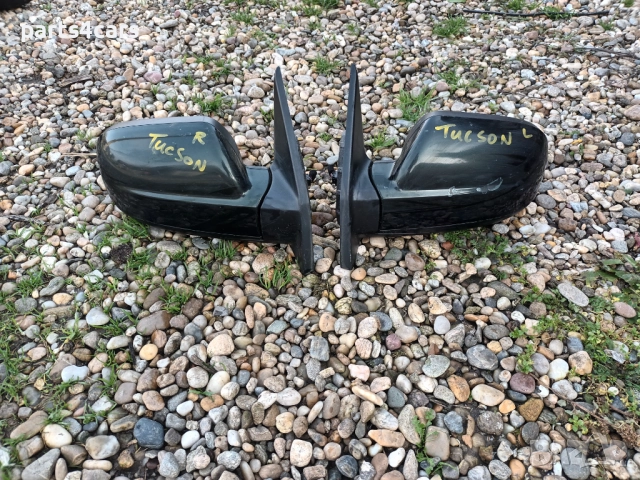ляво и дясно огледало за хюндай туксон HYUNDAI TUCSON, снимка 2 - Части - 47829036