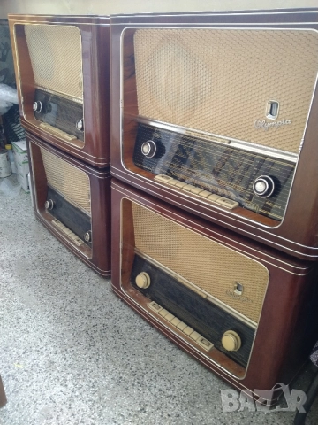 Лампово радио Olympia 571W, 4 броя