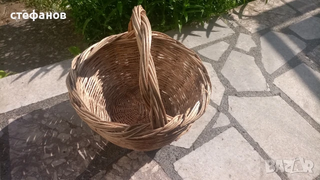 Две големи здрави кошници, ръчно плетени от едно време, снимка 10 - Антикварни и старинни предмети - 50734765