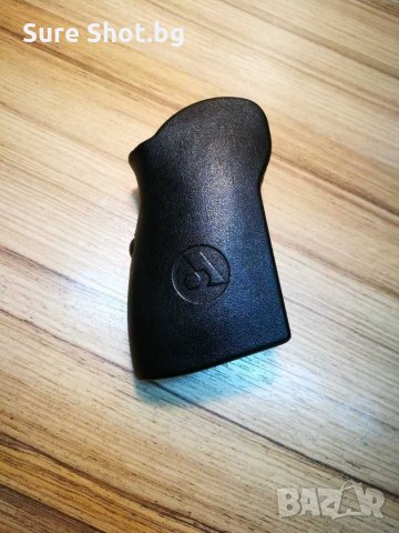 Ръкохватка за Макаров