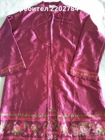 Сатенен дамски халат с подарък, снимка 1 - Нощници - 26674958