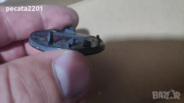 Продавам - оригинално капаче теглич предна броня за Ауди А4 Б8, снимка 4 - Части - 51307157