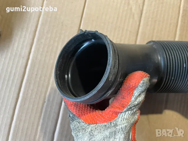 Всмукателна Тръба Турбо 7P0129627C Porsche Cayenne 3.0D 92A/EG22/2012, снимка 3 - Части - 49106461