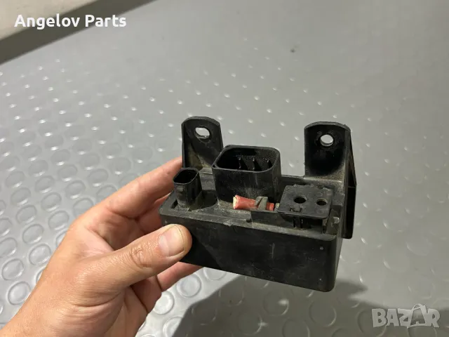 Релето за подгрева на Mercedes E200 / 220 CDI W210