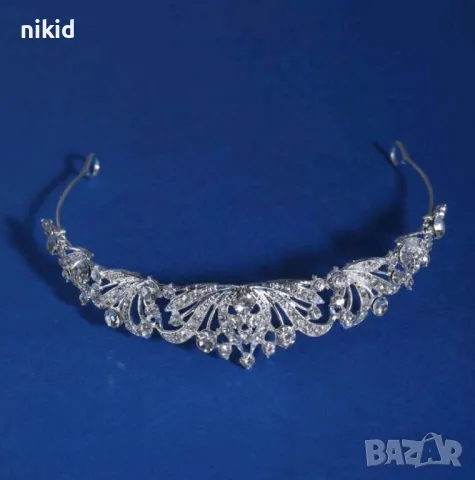 Сребриста декорирана метална корона тиара дамска детска закоса глава диадема, снимка 4 - Аксесоари за коса - 49852746