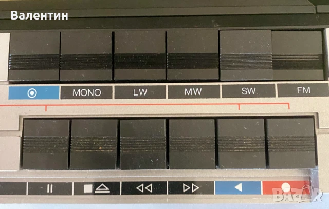 Радио касетофон ITT Weekend 320 винтидж като нов, снимка 8 - Радиокасетофони, транзистори - 51342973