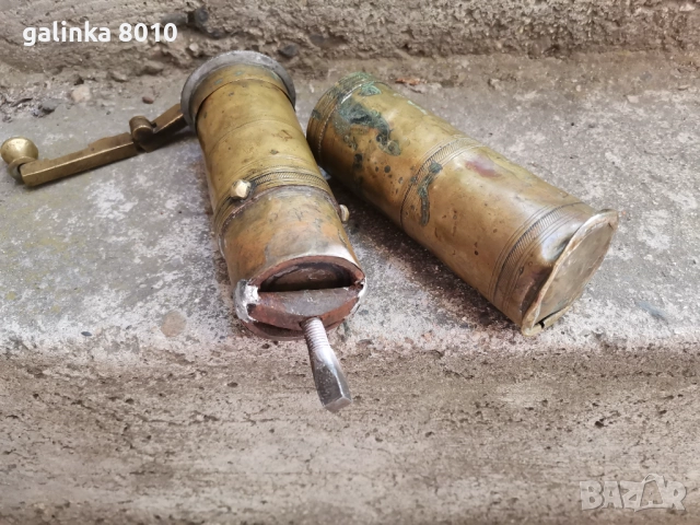 Стара бронзова мелничка, снимка 4 - Антикварни и старинни предмети - 51793129