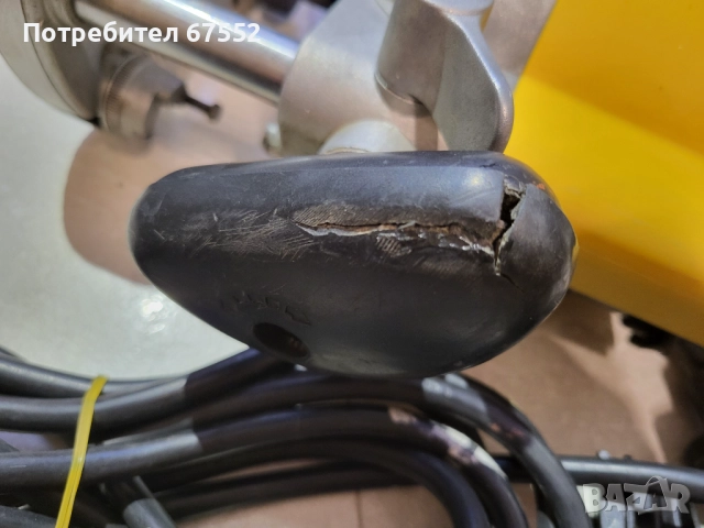 Оберфреза Dewalt DW626 комплект, отлично състояние 2300W, 8 и 12мм., снимка 7 - Други инструменти - 49765094